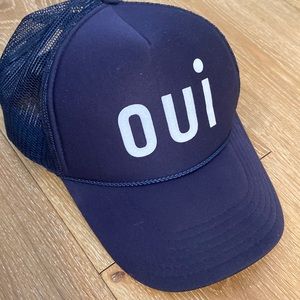 Clare V navy “oui” trucker hat. Great condition!